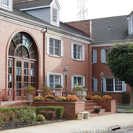 Colts Neck Inn Hotel Exterior photo